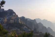 Huangshan Grand Canyon Hike