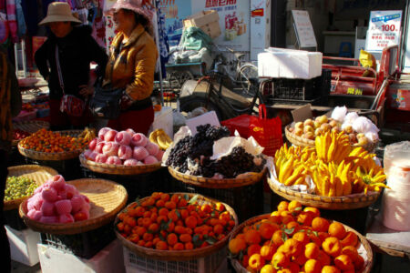 Market in Dali old town