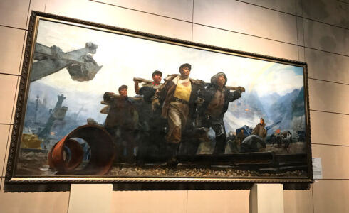 Lots of art for the people Train yard workers