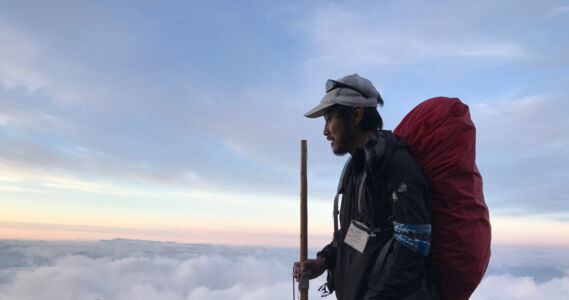 A mountain guild in deep though