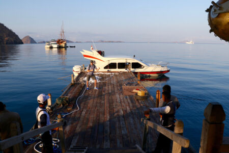 Getting ready for a island tour tour boat at dock