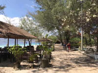 Cozy place to relax and enjoy Gili Meno beach huts