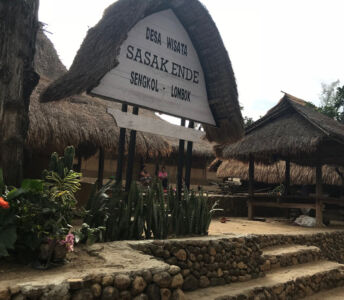 Lombok, Sasak Ende Village