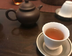 Rich color of pu'er tea Tea pot and cup