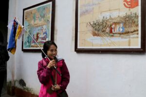 Lots of folklore around Liu Bei, a warlord in the late Eastern Han dynasty who founded the state of Shu Han in the Three Kingdoms period and became its first ruler. Baidicheng tour guide