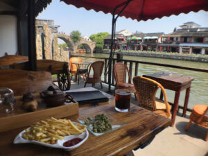 Lunch on the canal